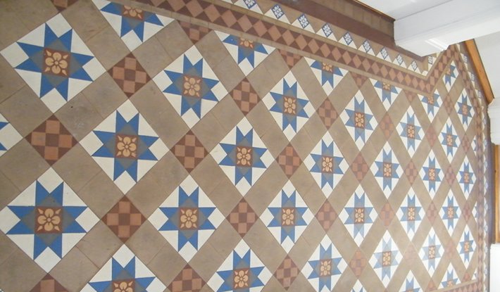victorian-tiled-floor-before710